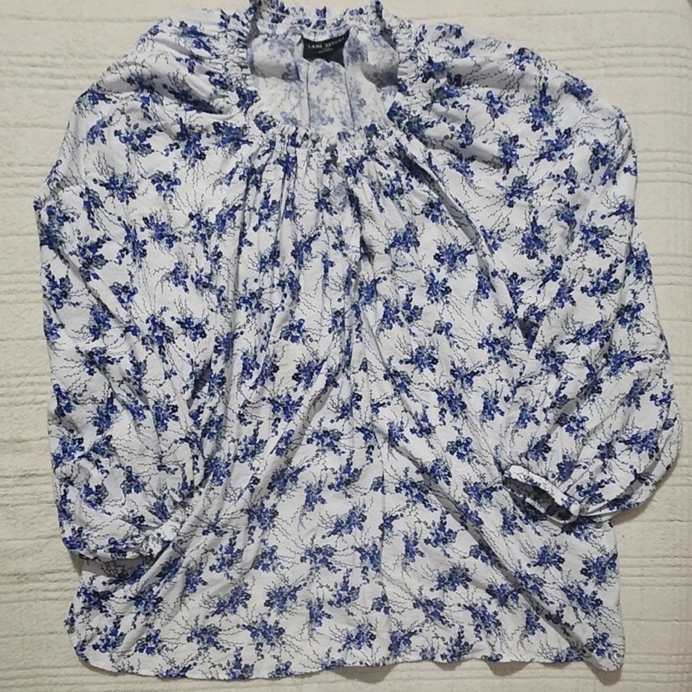 Lane‎ Bryant Swing Bracelet-Sleeve feminine Blue floral Blouse puff sleeve 26/28